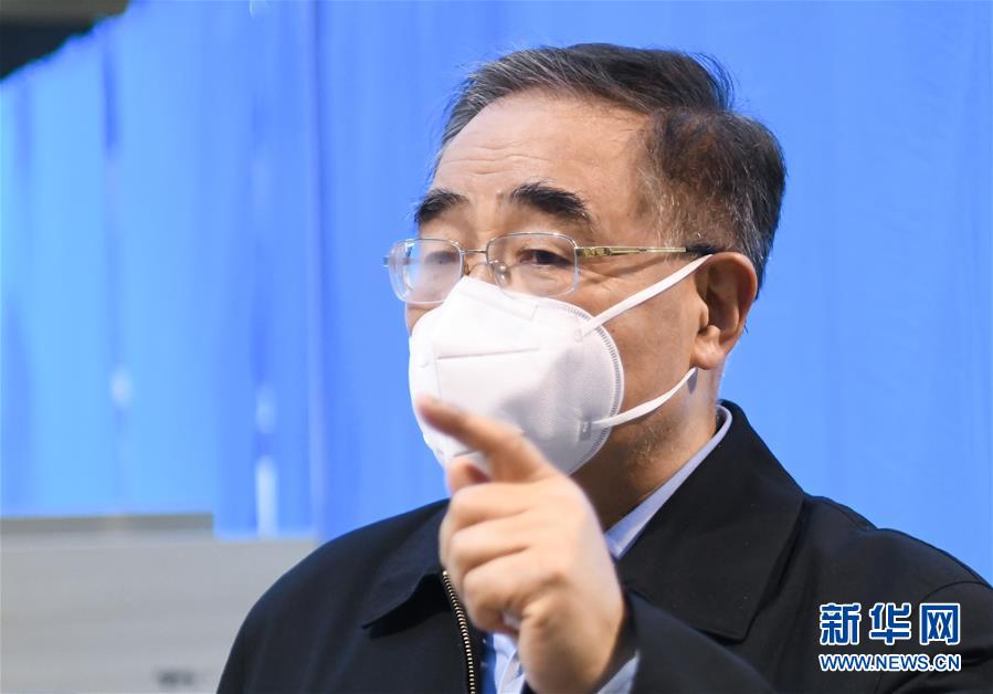 (聚焦疫情防控·圖文互動)(2)“治療輕癥患者中西醫結合很有效,不鼓勵人人吃藥來預防”——專訪中國工程院院士、天津中醫藥大學校長張伯禮
