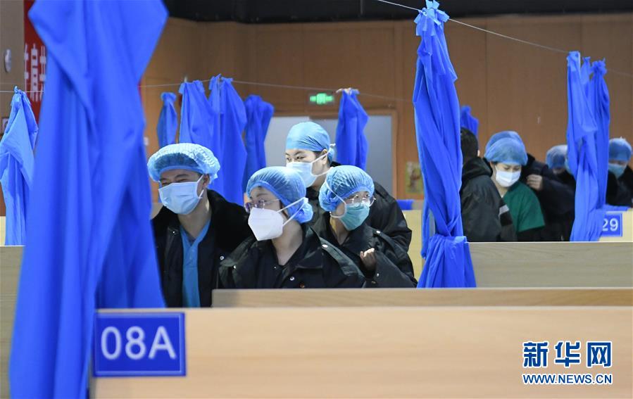 (新華全媒頭條·圖文互動)(16)托舉生命的方舟——方艙醫院建設記