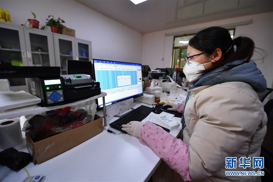（聚焦疫情防控·圖文互動）（5）“一輛輛車出發(fā)，春暖花開的日子就不遠(yuǎn)了”——西北電商大縣陜西省武功縣復(fù)工見聞
