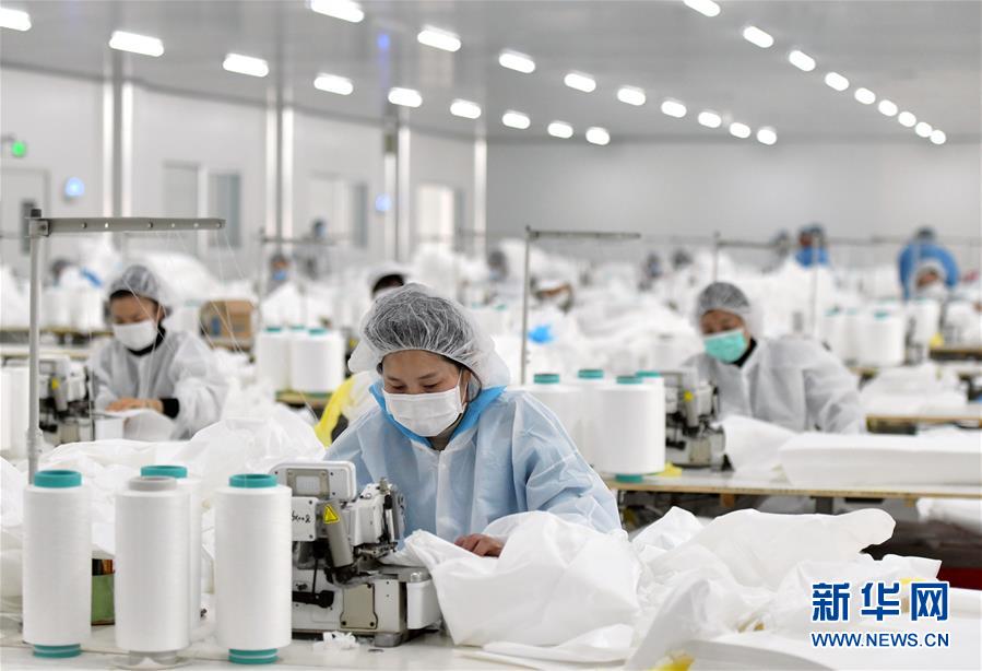 (在習(xí)近平新時(shí)代中國(guó)特色社會(huì)主義思想指引下——新時(shí)代新作為新篇章·習(xí)近平總書記關(guān)切事·圖文互動(dòng))(5)不獲全勝不收兵——決勝之地湖北戰(zhàn)“疫”進(jìn)行時(shí)