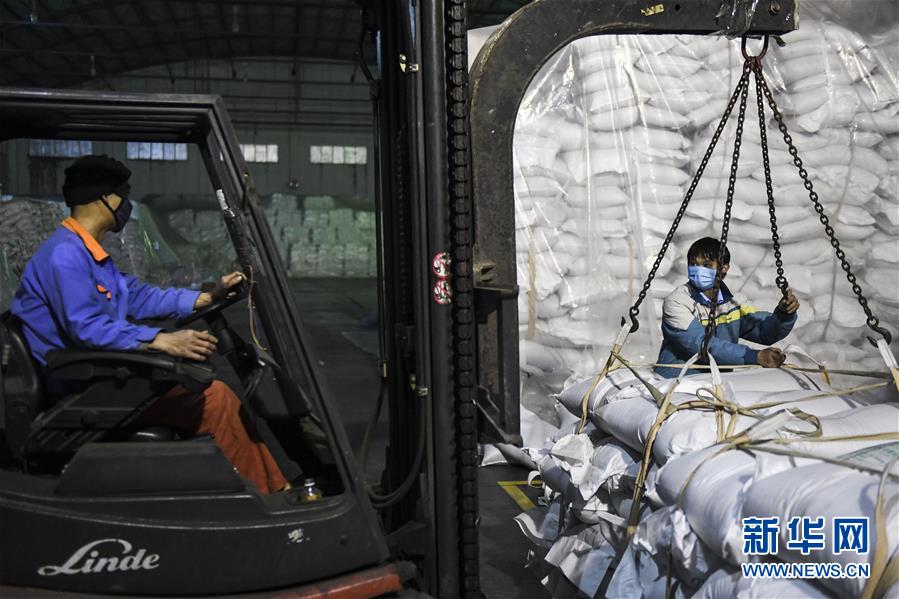 （圖文互動）（9）“早一天復工，損失就少一點”——廣西以精準防控推動復工復產(chǎn)一線見聞
