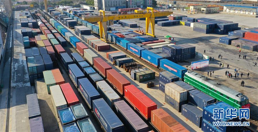 (抓好經濟發展 應對復雜局面·圖文互動)(1)“我們的訂單正回流”——江西外貿企業復工復產見聞