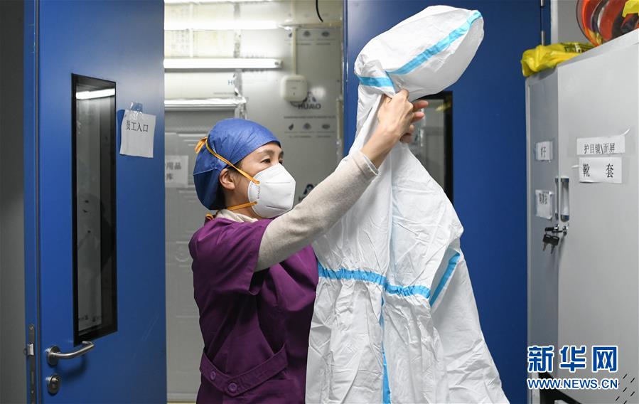 （聚焦疫情防控）（11）女子“偵察兵”：決戰(zhàn)雷神山