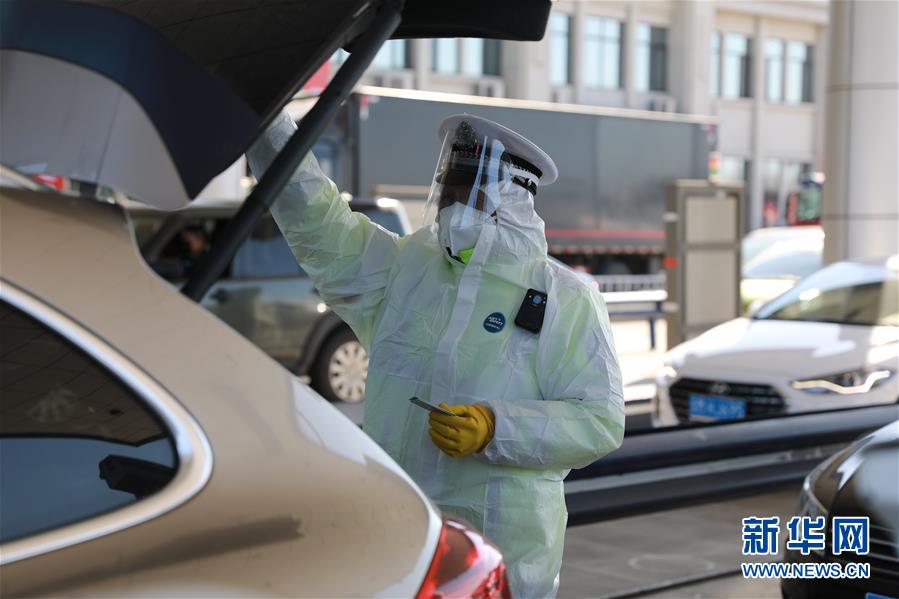 (在習(xí)近平新時(shí)代中國特色社會主義思想指引下——新時(shí)代新作為新篇章·習(xí)近平總書記關(guān)切事·圖文互動(dòng))(2)攜手下好“一盤棋”——京津冀戰(zhàn)“疫”進(jìn)行時(shí)