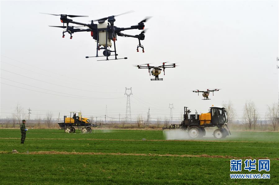 (新華全媒頭條·圖文互動(dòng))(6)春色最濃在田間——來(lái)自全國(guó)春耕備耕的現(xiàn)場(chǎng)觀(guān)察