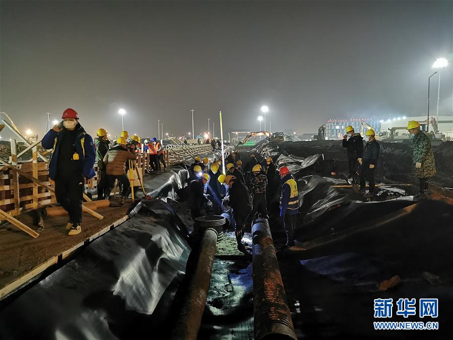 （一線抗疫群英譜·圖文互動）（3）羅文浩：“女兒，你的名字里有溫暖，有榮光！”