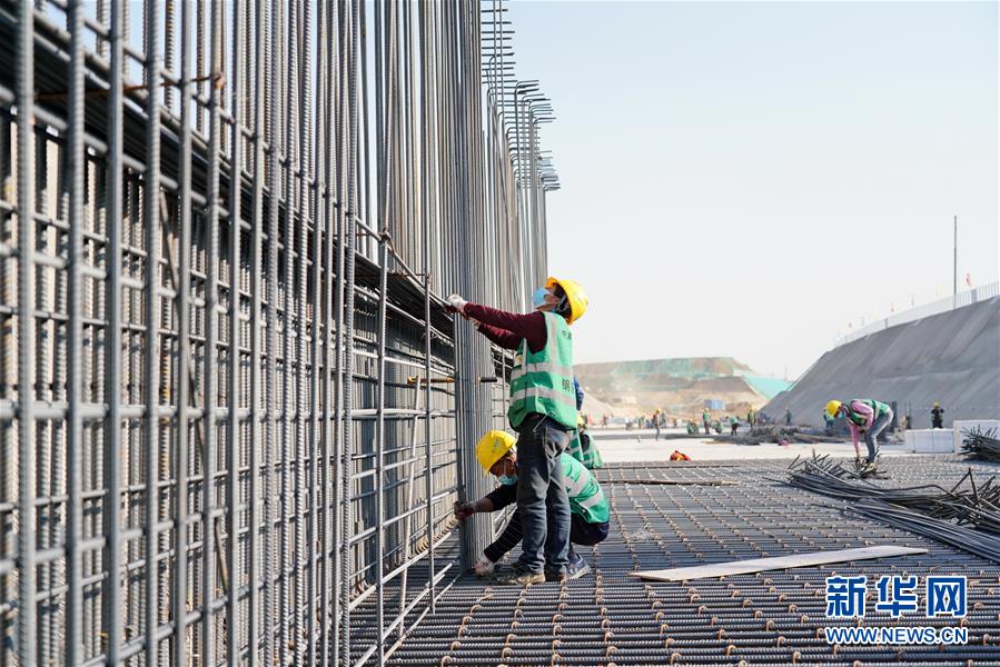 (新華全媒頭條·圖文互動(dòng))(1)雄安畫卷徐徐鋪展 “未來之城”蓄勢(shì)待發(fā)——雄安新區(qū)設(shè)立三周年巡禮