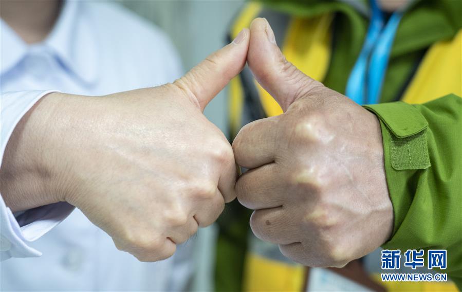 （新華全媒頭條·圖文互動）（16）致敬“沉默的英雄”——記武漢火神山雷神山醫院的建設者