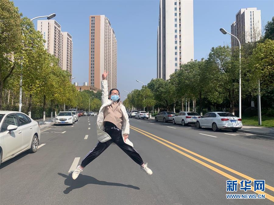 (一線抗疫群英譜·圖文互動)(3)“95后”大學生郝鶯歌:退掉車票,她選擇直面病毒
