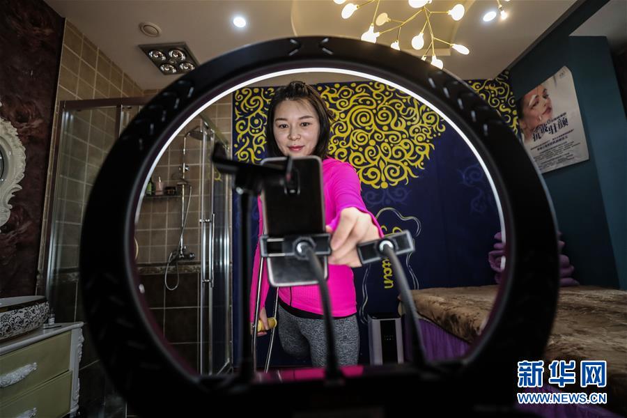 (在習(xí)近平新時(shí)代中國特色社會(huì)主義思想指引下——新時(shí)代新作為新篇章·習(xí)近平總書記關(guān)切事·圖文互動(dòng))(1)打開生活的正確方式:更衛(wèi)生、更健康!