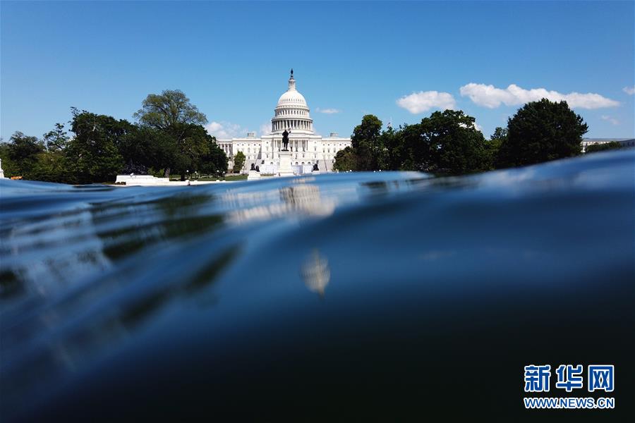 （國(guó)際疫情）（7）應(yīng)對(duì)疫情沖擊 美眾議院通過3萬億美元援助計(jì)劃