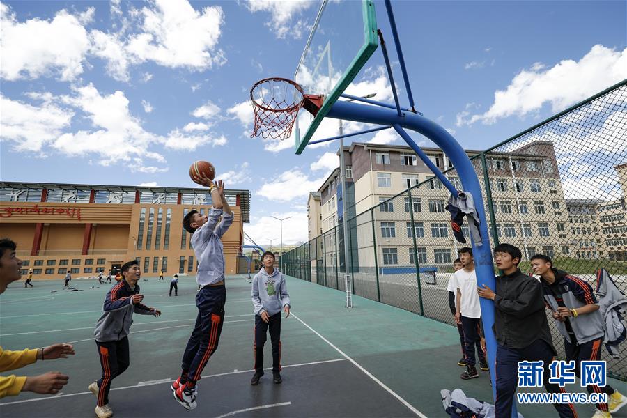 (圖文互動)(10)雪山草地展新貌——四川阿壩州脫貧奔小康紀實