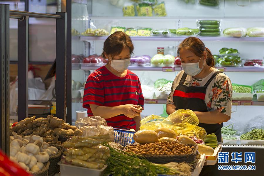 (圖文互動(dòng))(3)告別臟亂,留住溫情——上海鬧市小菜場(chǎng)見聞