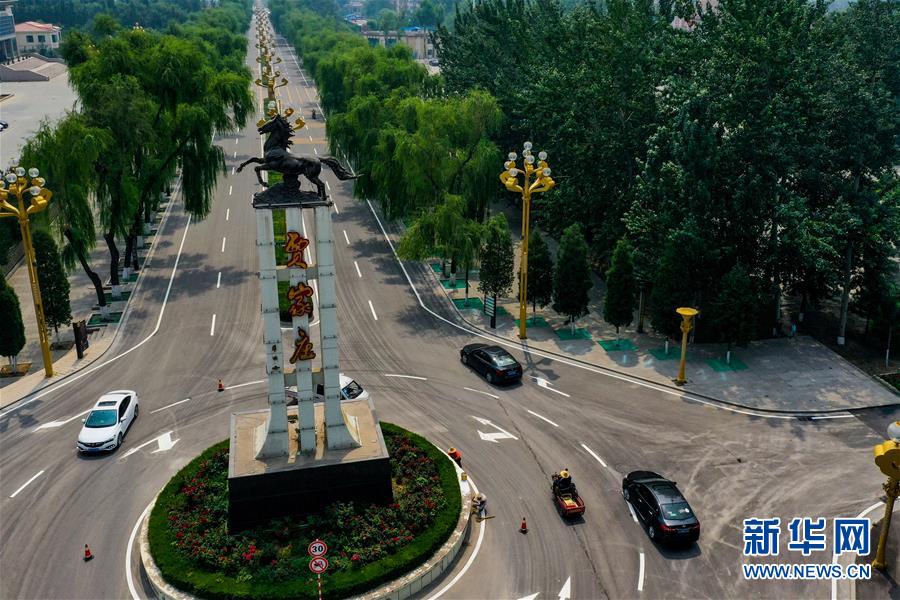 （新華全媒頭條·走向我們的小康生活·圖文互動）（9）我們村里的年輕人——賈家莊追求美好生活的“動力源泉”