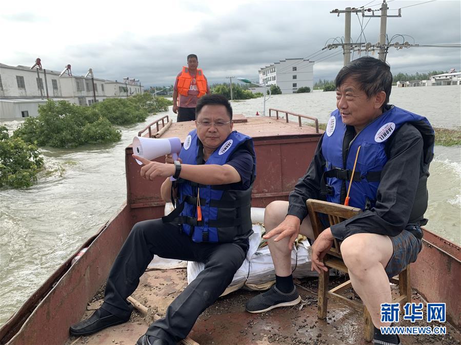 (新華全媒頭條·圖文互動)(1)筑起共御水患的鋼鐵長堤——戰洪一線的“干群關系新答卷”