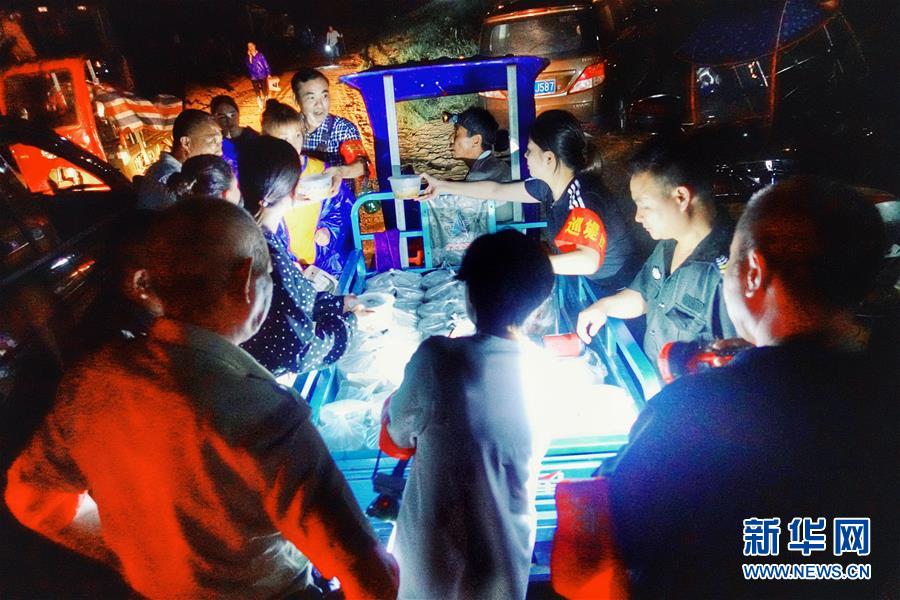 (新華全媒頭條·圖文互動)(15)筑起共御水患的鋼鐵長堤——戰洪一線的“干群關系新答卷”