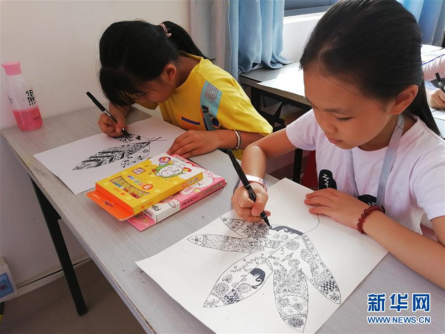 (特別的暑期生活·圖文互動)(1)她們的愿望,在這個假期實現——廣西隆安易地扶貧搬遷安置區(qū)暑期見聞