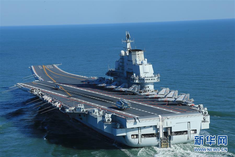 (在習近平強軍思想指引下·我們在戰位報告·圖文互動)奮飛在新時代的海天——海軍某艦載航空兵部隊備戰打仗記事