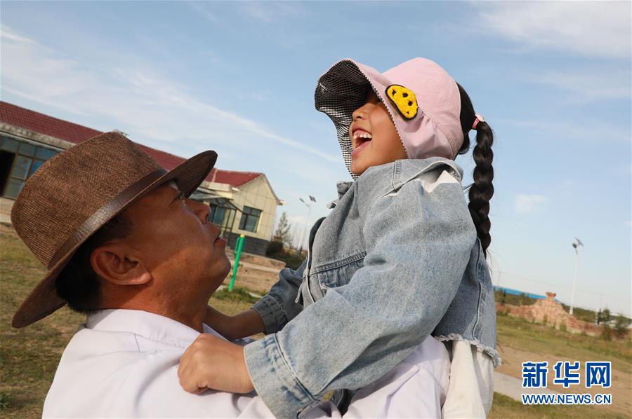 (圖文互動)(5)村醫斗拉加的堅守