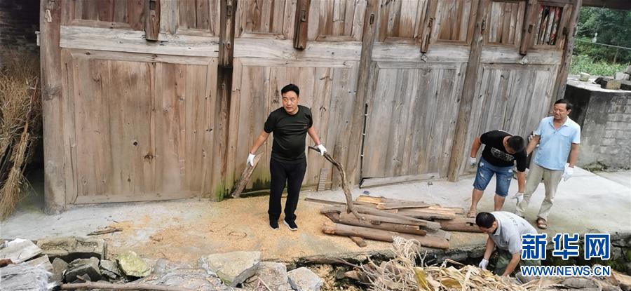 （新華全媒頭條·決戰決勝脫貧攻堅·督戰未摘帽貧困縣·圖文互動）（3）把“最能打的人”放在最需要的地方——聚焦貴州未脫貧縣里的“助攻干部”