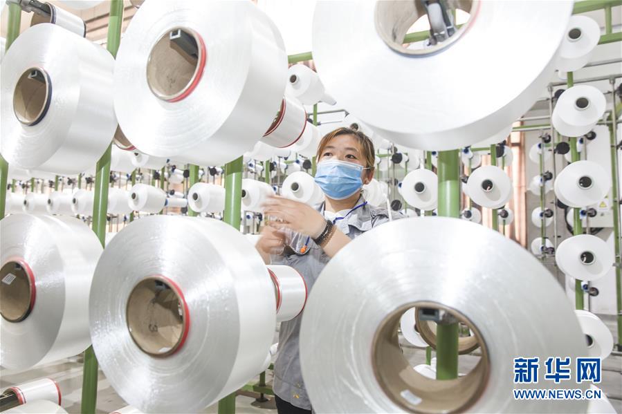 （新華全媒頭條·圖文互動）（7）奮斗結(jié)碩果，再寫新篇章——寫在共和國71周年華誕之際