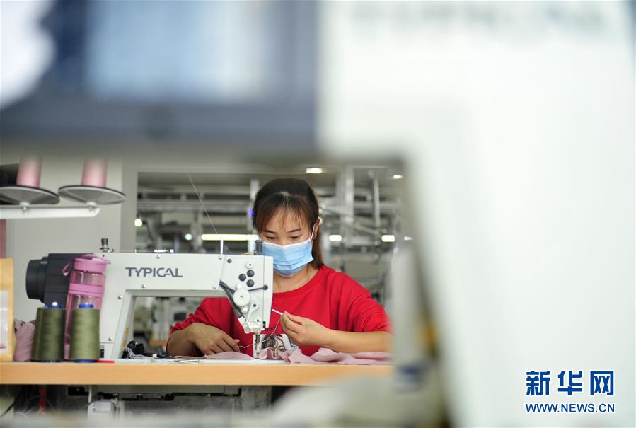 （中國(guó)網(wǎng)事·圖文互動(dòng)）（6）一場(chǎng)“遷徙”，幾番“播種”——記京津冀協(xié)同發(fā)展中的“探路者”