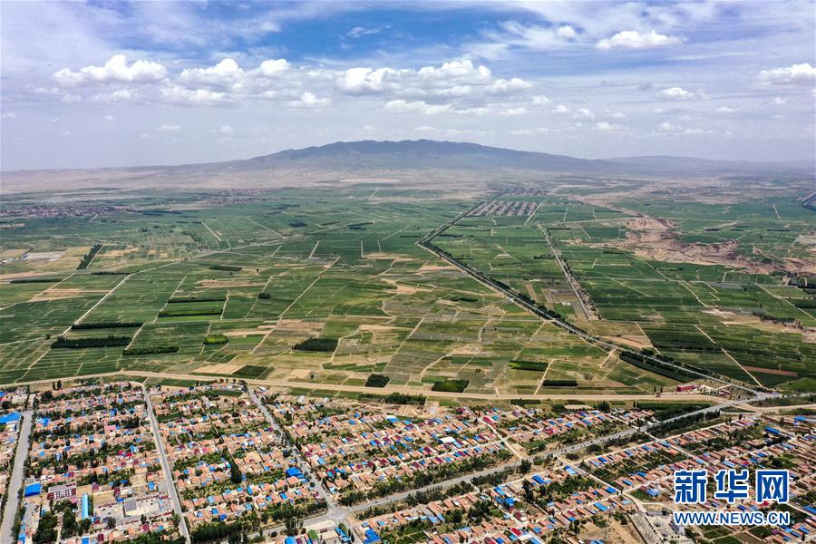 (新華全媒頭條·百萬大移民·圖文互動)(3)從大山深處到大河之畔——寧夏持續移民百萬“拔窮根”啟示