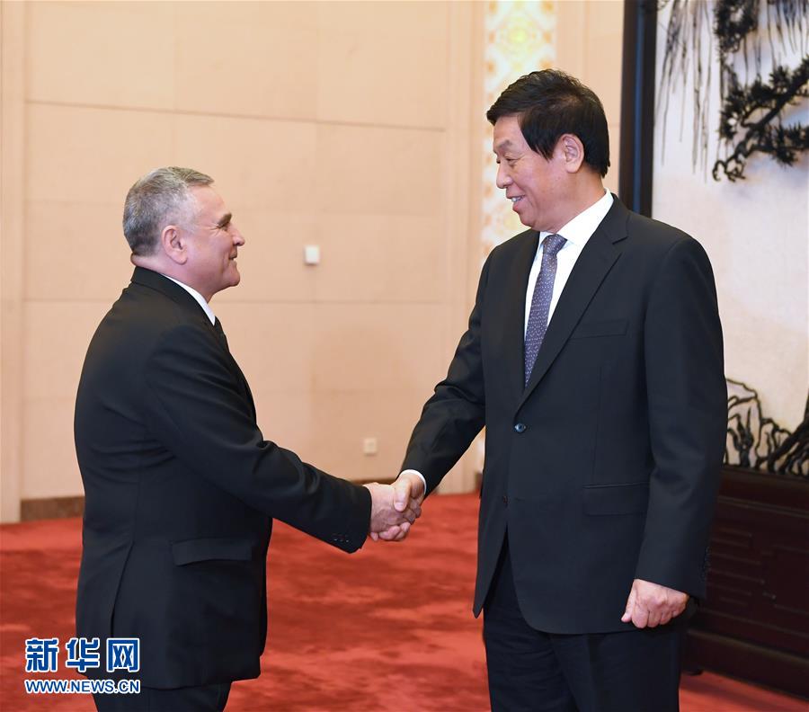 (時政)栗戰書會見土庫曼斯坦國民會議副主席巴巴耶夫