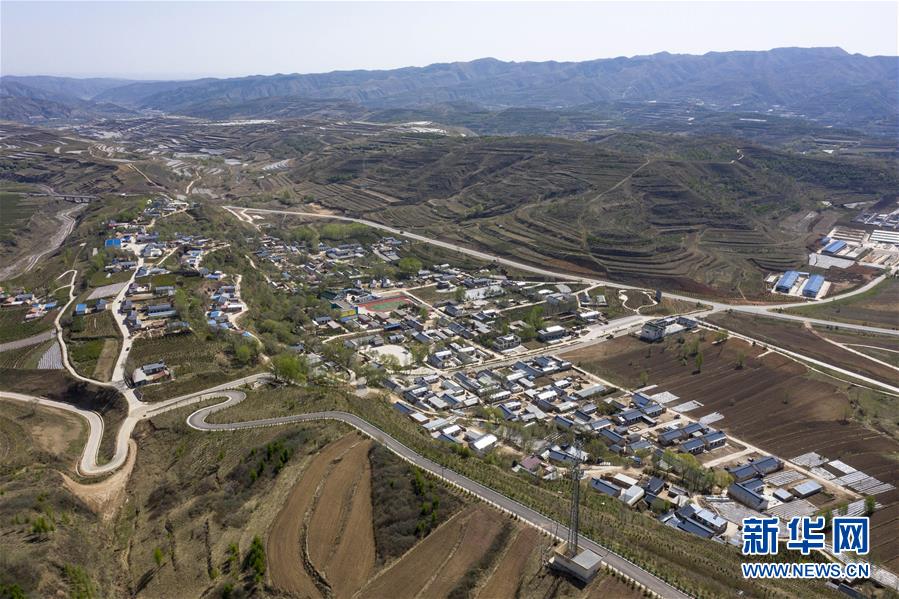 (新華全媒頭條·圖文互動(dòng))(4)初夏,循著總書記的腳步探訪產(chǎn)業(yè)扶貧新事