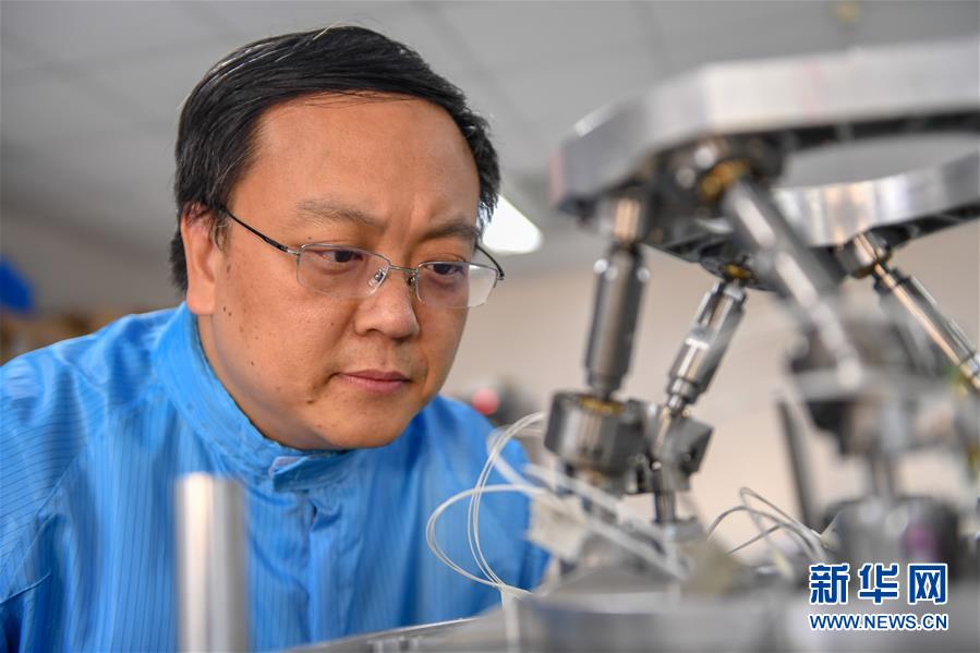 (在習近平新時代中國特色社會主義思想指引下——新時代新作為新篇章·習近平總書記關(guān)切事·圖文互動)(1)“從0到1”的堅守與突破:攀登科學高峰的那些“一生一事”