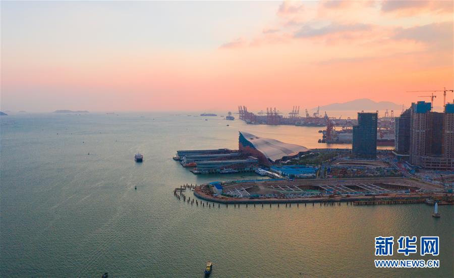 (在習近平新時代中國特色社會主義思想指引下——新時代新作為新篇章·習近平總書記關切事·圖文互動)(12)我家大門常打開——經濟特區全方位對外開放故事