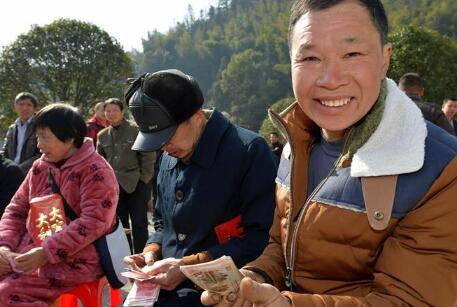 “脫貧后，我們分紅了！”