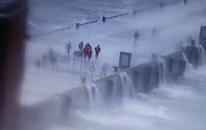 追記為保護(hù)國家某重點試驗平臺壯烈犧牲的3位勇士黃群、宋月才、姜開斌