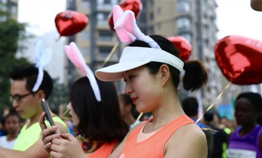 影像馬拉松②|馬拉松影像這門生意：向著“朝陽(yáng)”奔跑