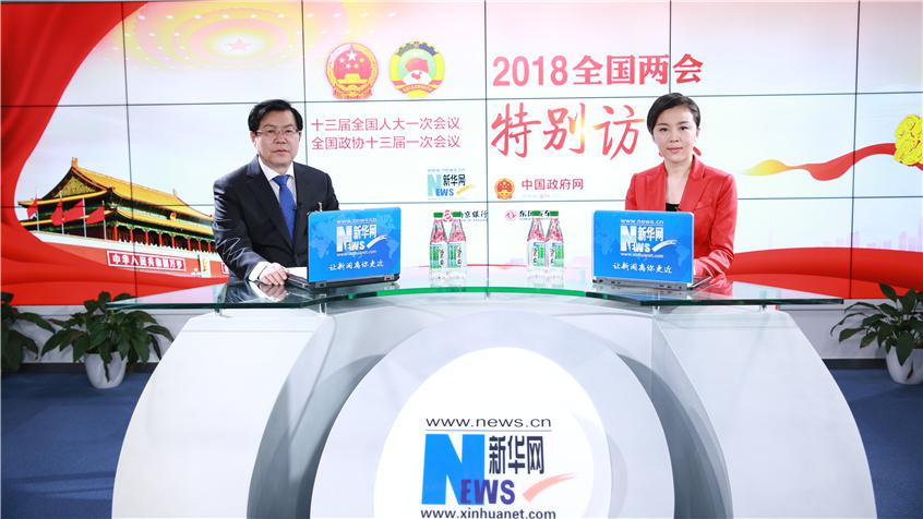 曾文明：推動各方力量向脫貧攻堅聚合，堅決打贏脫貧攻堅硬仗