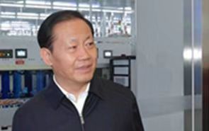 【第十九期】彭清華:厚植民營(yíng)經(jīng)濟(jì)健康成長(zhǎng)沃土