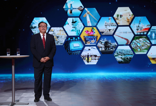 通過(guò)轉(zhuǎn)型，使我們的投資更多地滿(mǎn)足國(guó)家戰(zhàn)略的需要，真正做到“為國(guó)而投”