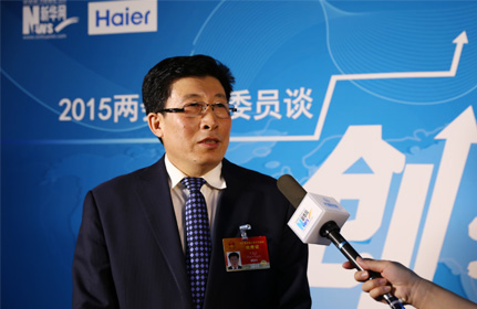 “面對這種新型的、農業轉型的項目，政府各級部門也都在研究怎么落實，還有很多細節上的問題。”