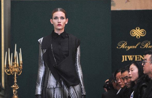 中國(guó)成衣秀助興中法時(shí)尚峰會(huì)