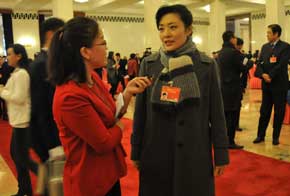 全國(guó)政協(xié)委員周濤接受本網(wǎng)記者采訪(fǎng)