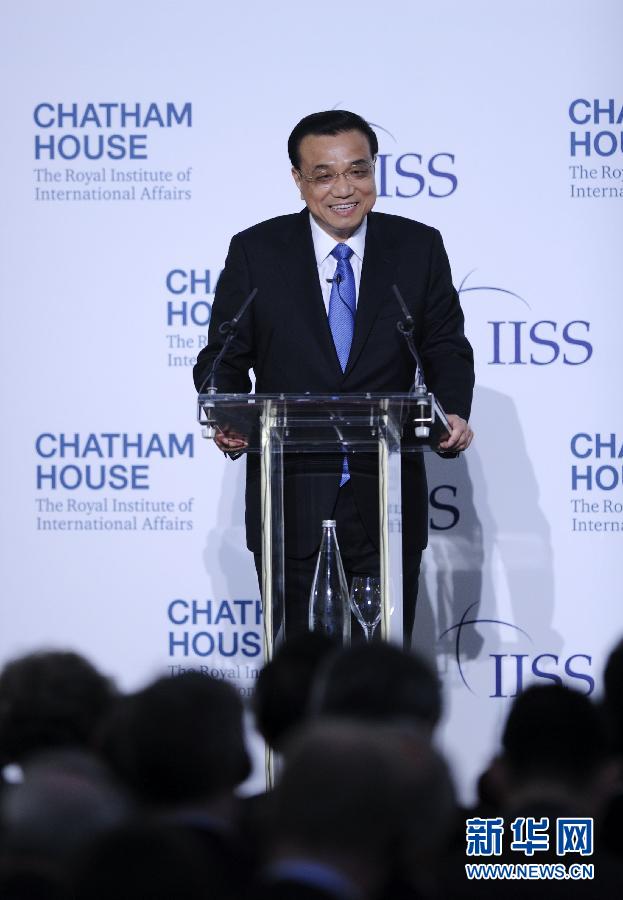 6月18日,國務(wù)院總理李克強在倫敦金融城市長官邸面向英國皇家國際問題研究所和國際戰(zhàn)略研究所兩大智庫發(fā)表題為《共建包容發(fā)展的美好世界》的演講。新華社記者 張鐸 攝 6月18日,國務(wù)院總理李克強在倫敦金融城市長官邸面向英國皇家國際問題研究所和國際戰(zhàn)略研究所兩大智庫發(fā)表題為《共建包容發(fā)展的美好世界》的演講。新華社記者 張鐸 攝