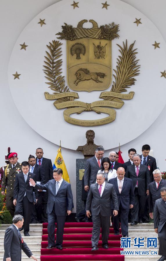 當(dāng)?shù)貢r(shí)間7月21日，國(guó)家主席習(xí)近平在加拉加斯會(huì)見委內(nèi)瑞拉全國(guó)代表大會(huì)主席卡韋略。 新華社記者 王曄 攝