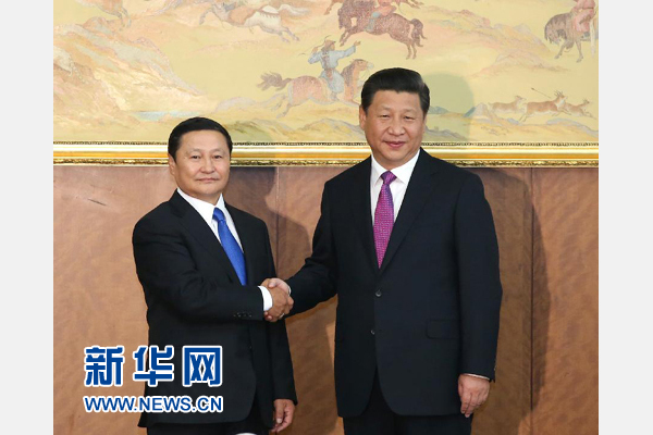 8月22日,國家主席習近平在烏蘭巴托會見蒙古國總理阿勒坦呼亞格。 新華社記者龐興雷攝 8月22日,國家主席習近平在烏蘭巴托會見蒙古國總理阿勒坦呼亞格。 新華社記者龐興雷攝