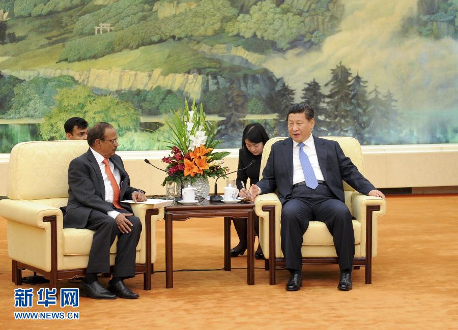 9月9日，國(guó)家主席習(xí)近平在北京人民大會(huì)堂會(huì)見(jiàn)印度總理特使、國(guó)家安全顧問(wèn)多瓦爾。 新華社記者 張鐸 攝