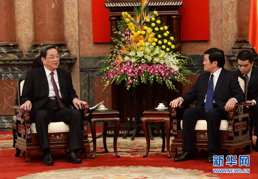 12月25日至27日,中共中央政治局常委、全國政協(xié)主席俞正聲對越南進行正式訪問。這是12月26日,俞正聲在河內會見越南國家主席張晉創(chuàng)。 新華社記者劉建生攝 12月25日至27日,中共中央政治局常委、全國政協(xié)主席俞正聲對越南進行正式訪問。這是12月26日,俞正聲在河內會見越南國家主席張晉創(chuàng)。 新華社記者劉建生攝