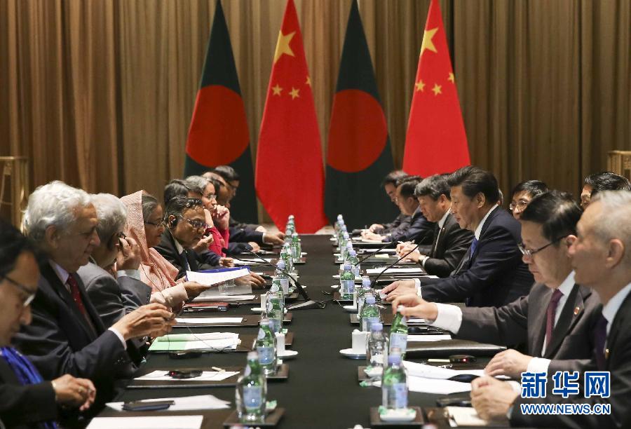 9月26日，國家主席習近平在紐約會見孟加拉國總理哈西娜。新華社記者蘭紅光攝 