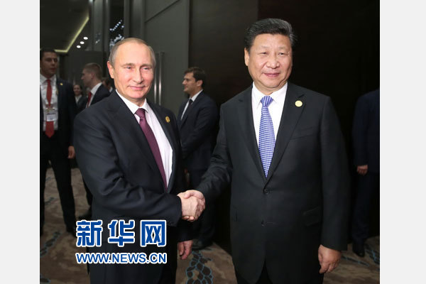 11月15日，國家主席習近平在土耳其安塔利亞會見俄羅斯總統普京。 新華社記者馬占成攝