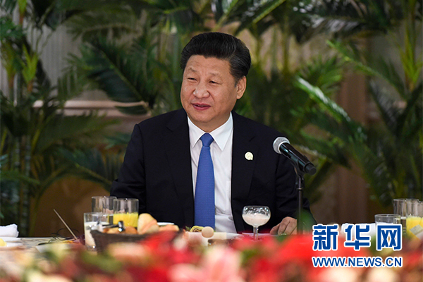 12月4日,國家主席習近平在約翰內斯堡集體會見13位非洲國家領導人。 新華社記者 謝環馳 攝 12月4日,國家主席習近平在約翰內斯堡集體會見13位非洲國家領導人。 新華社記者 謝環馳 攝