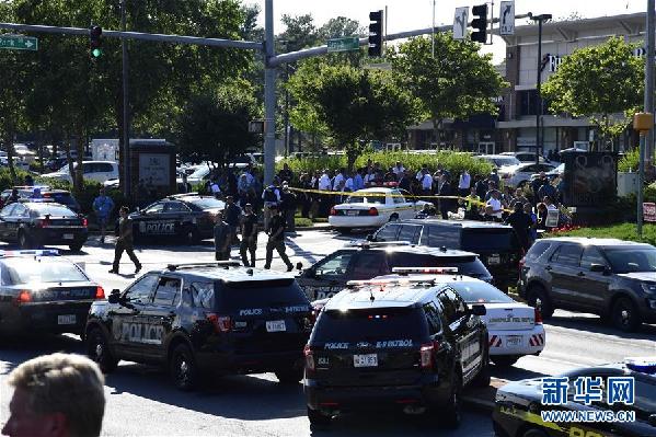 （國際）（1）美國馬里蘭州一報社發生槍擊事件致5人死亡