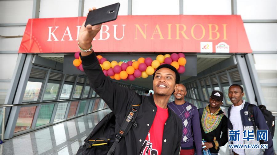 (國際·圖文互動)(4)通訊:攜手同行 繼往開來——記中肯建交55周年